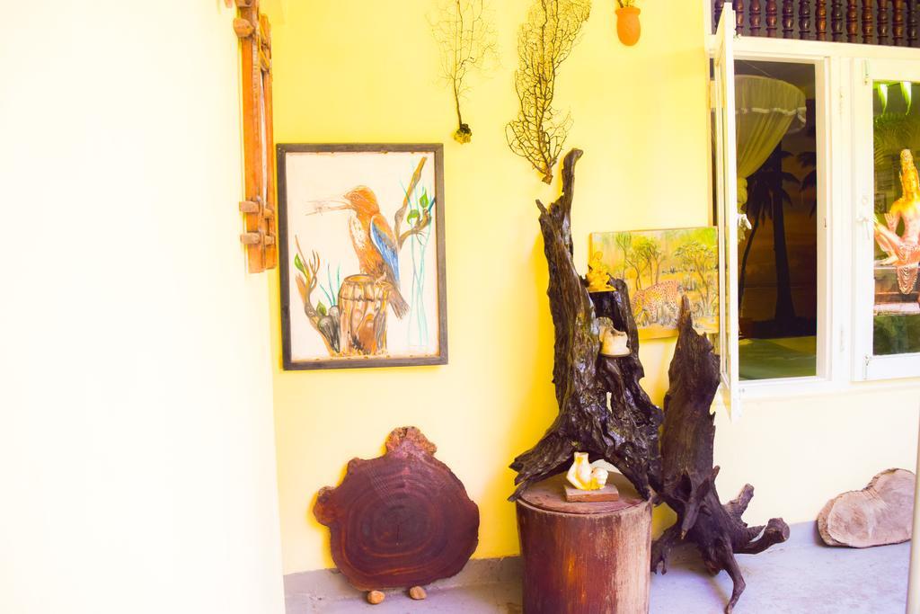 Shammie Guest House Хиккадува Экстерьер фото